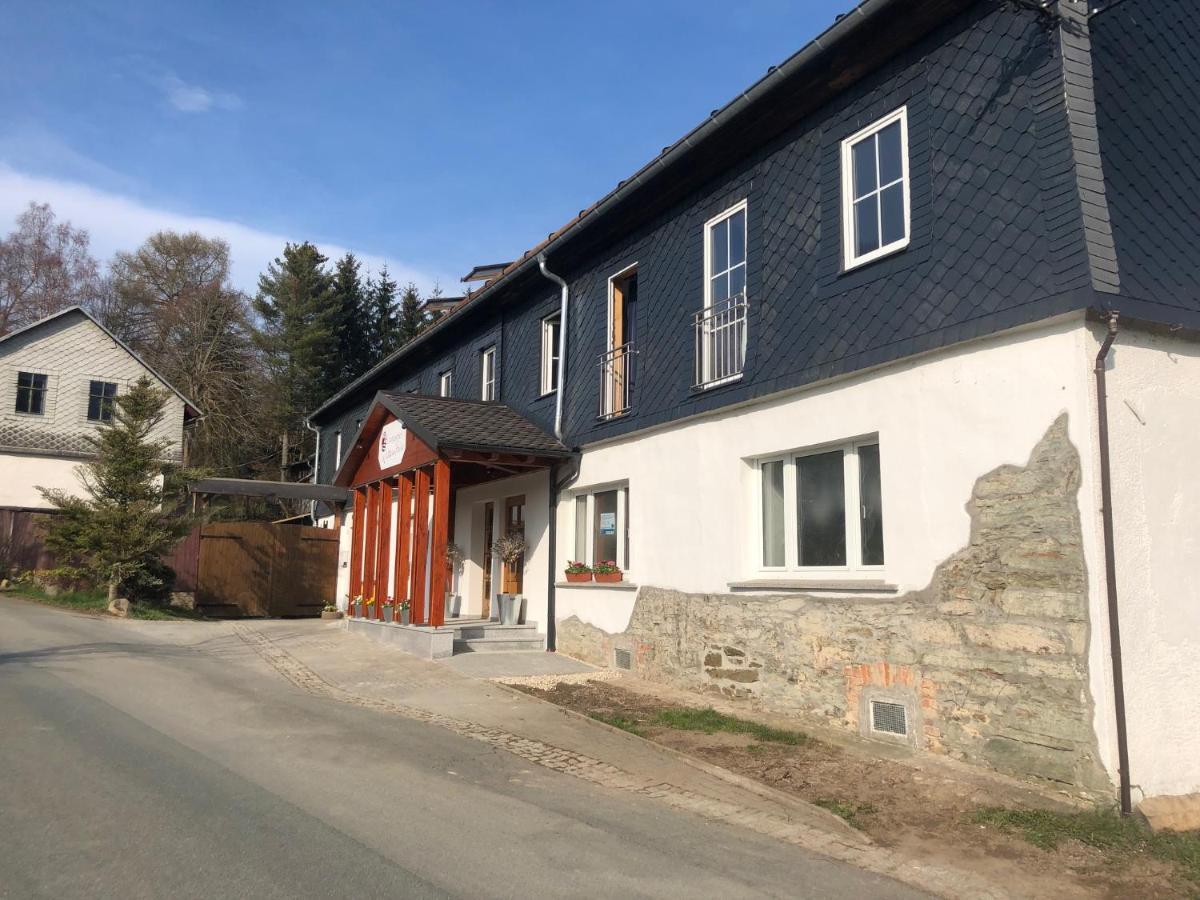 Landgasthof Wetteraperle Raila Eksteriør bilde